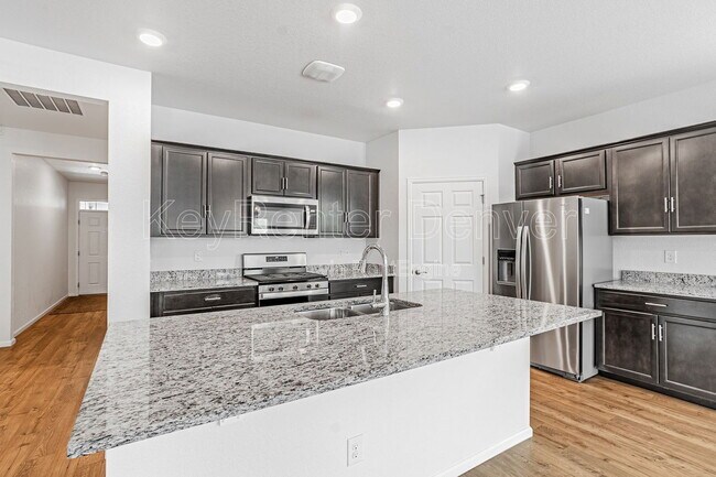 Building Photo - 6037 N Halifax Ct