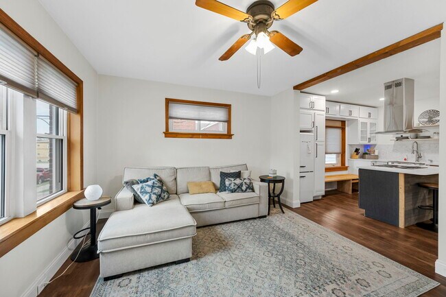 Building Photo - 4149 Haven St