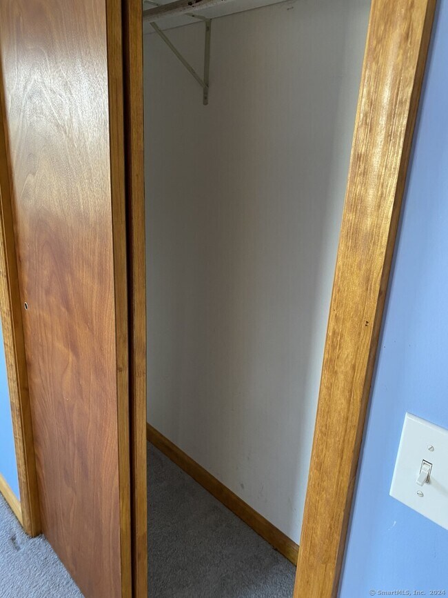 Building Photo - 21 S Division St