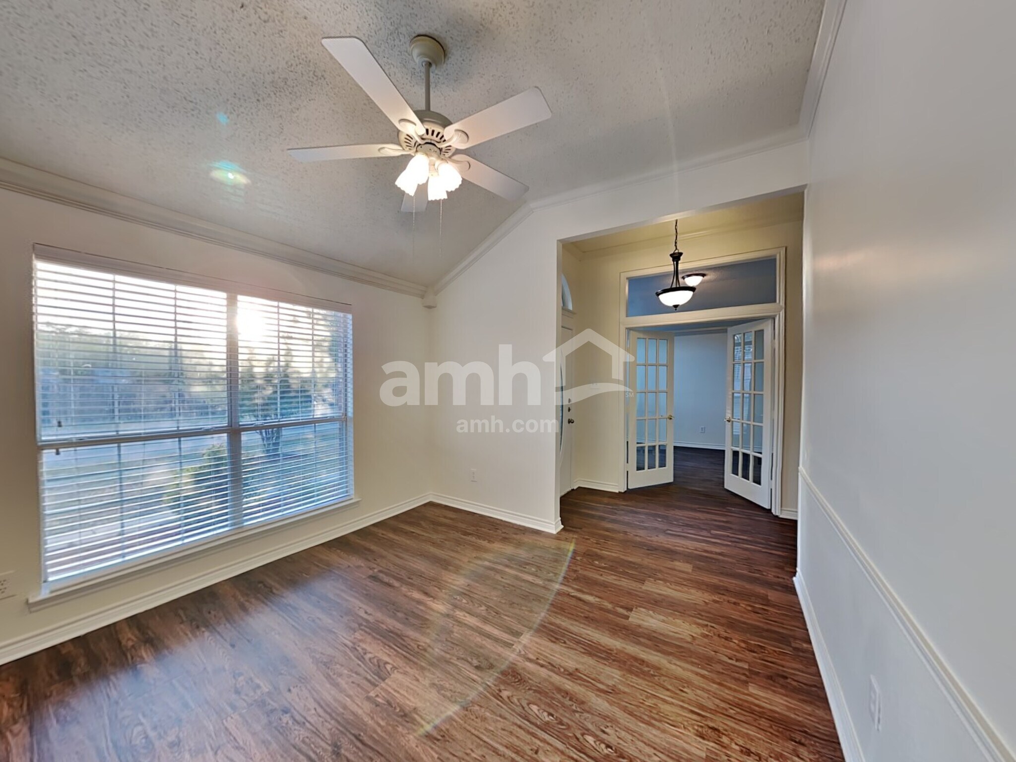 Building Photo - 4709 Shadow Crest Dr