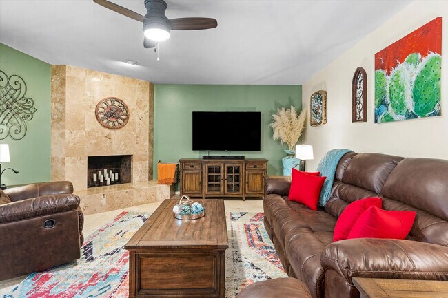 Building Photo - 14836 N Moon Valley Dr