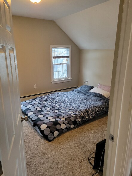 Building Photo - 171 Peirce St