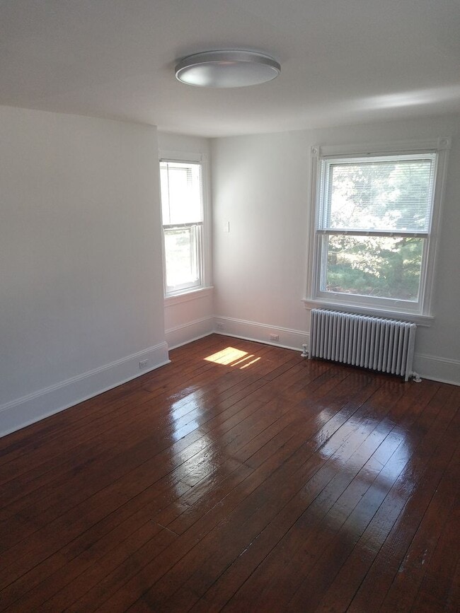 Building Photo - Renovated/Restored Upper Gwynedd Single Ho...