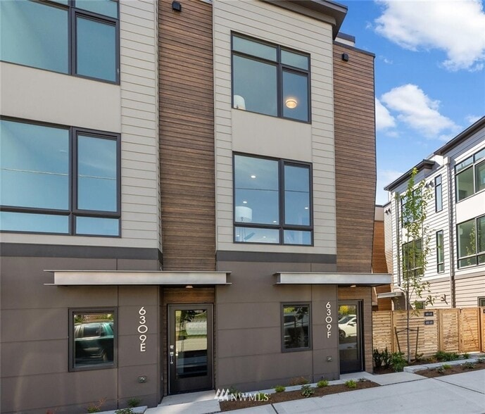 Building Photo - 6309 9th Ave NE