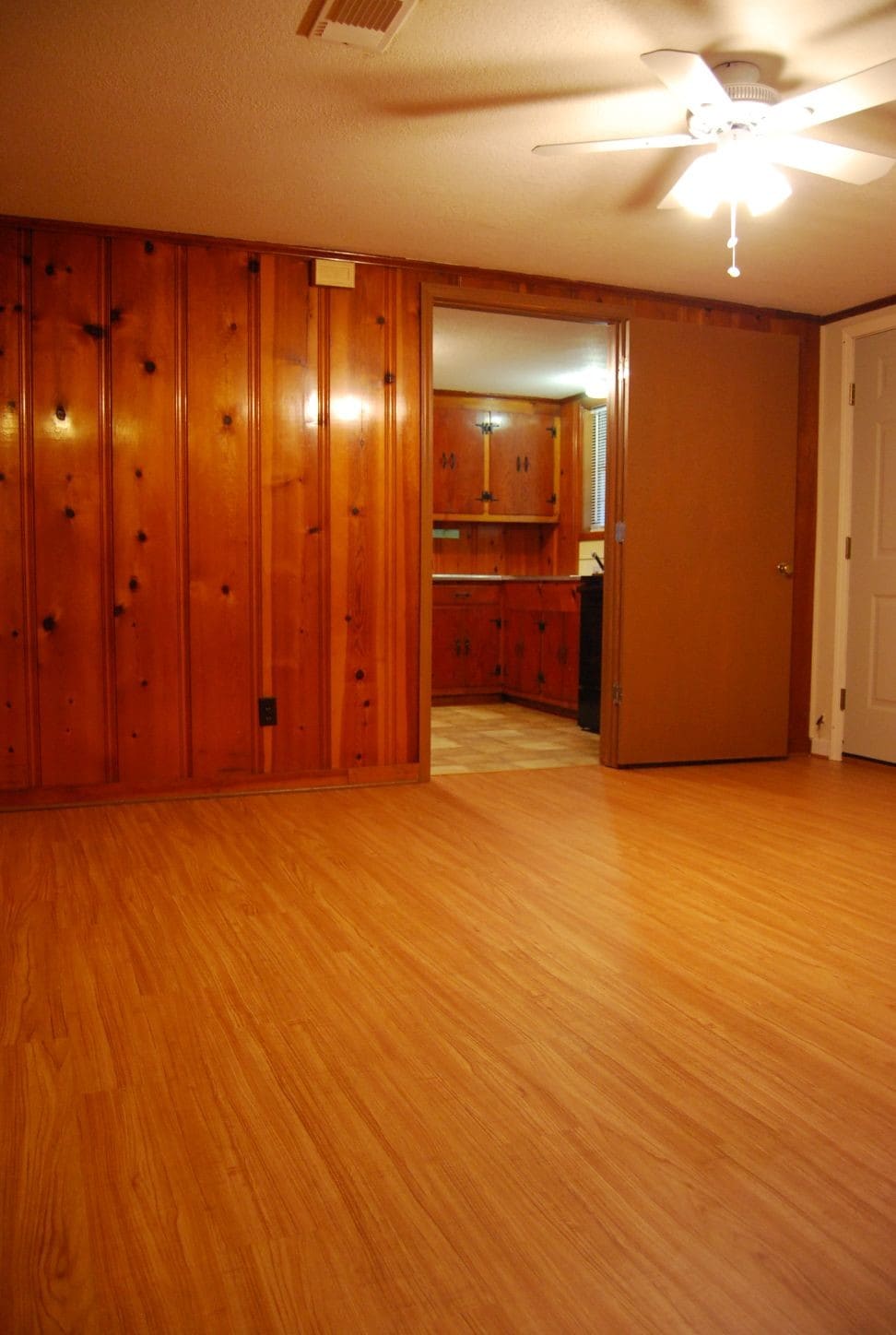 Bonus Room - 2128 MS-27