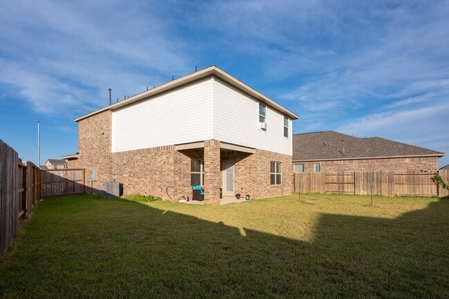 Building Photo - 409 Aurora Creek Ln