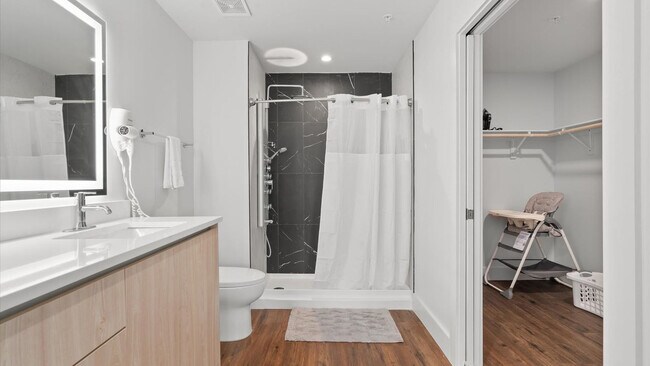 Building Photo - 5515 Humming Bird Ln