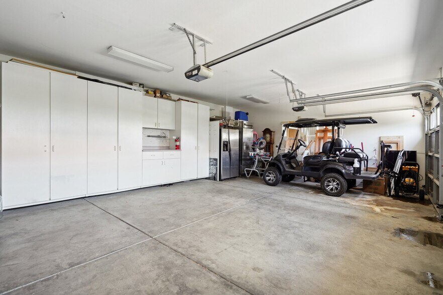 Building Photo - 45138 Shaugnessy Dr