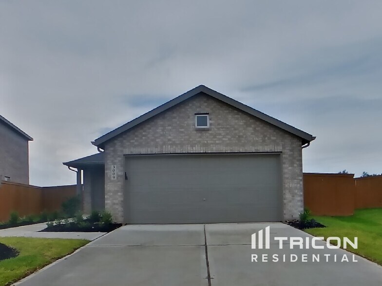 Building Photo - 3009 Dawn Sound Dr