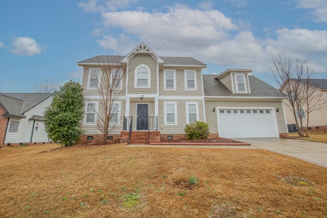 Primary Photo - "Charming 4-Bedroom Home with Granite Coun...