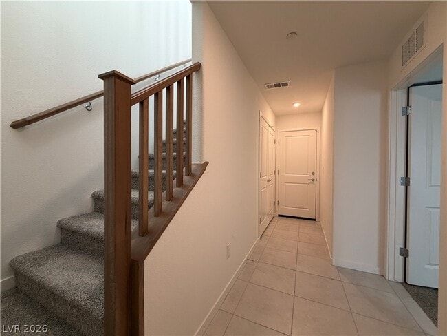 Building Photo - 5752 CRENELLATED St