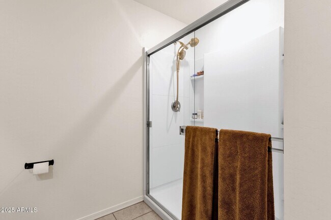 Building Photo - 13330 E Sunflower Ln