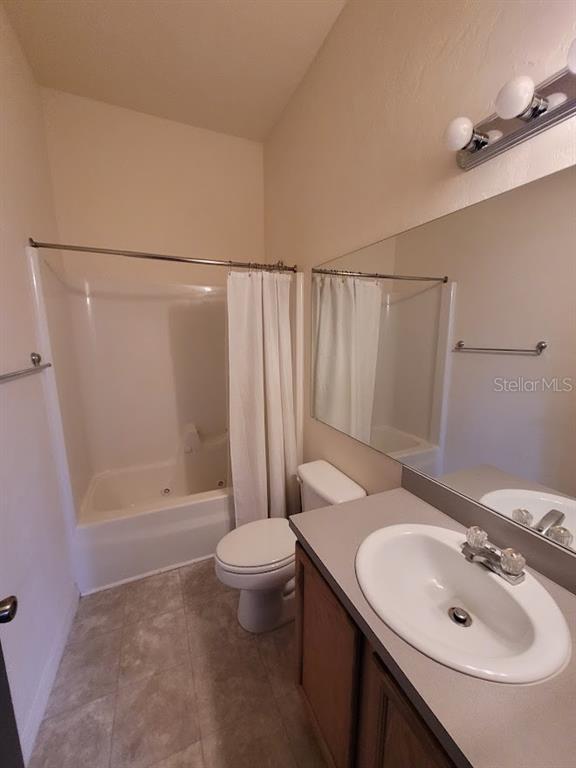 Building Photo - 3920 SW 20th Ave