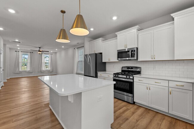Building Photo - Stunning 3BR Home with Spacious Open Layout, Community Pool & Playground