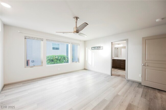 Building Photo - 8081 Misty Canyon Ave