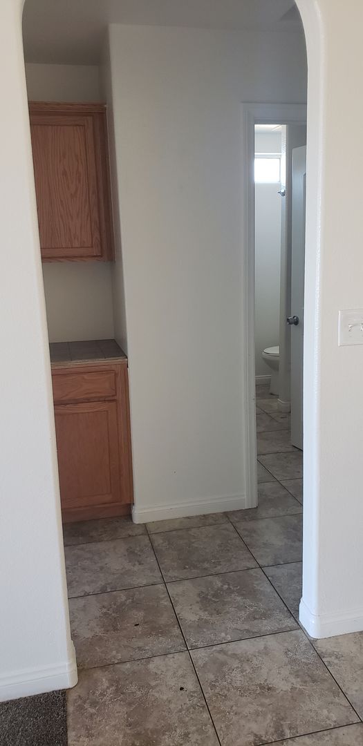 Building Photo - COMING SOON 4 bed 2 bath home in Upper Friendly Hills Area