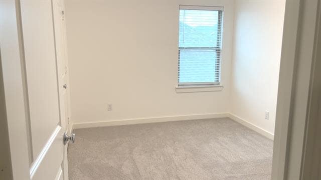 Building Photo - 3952 Oak Crk Cir