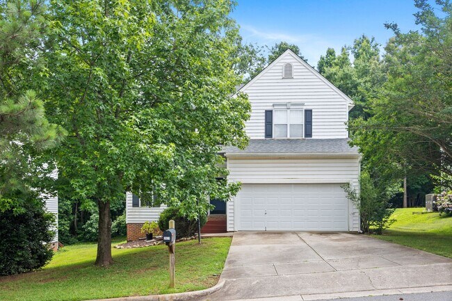 Primary Photo - Spacious 3-Bed / 2.5-Bath Home in Southwes...