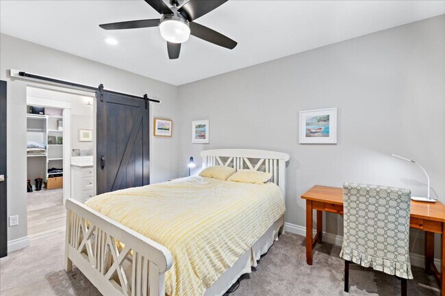 Building Photo - Stunning Custom Home in Gated Community!