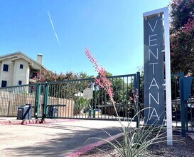 Building Photo - 2209 Hancock Dr