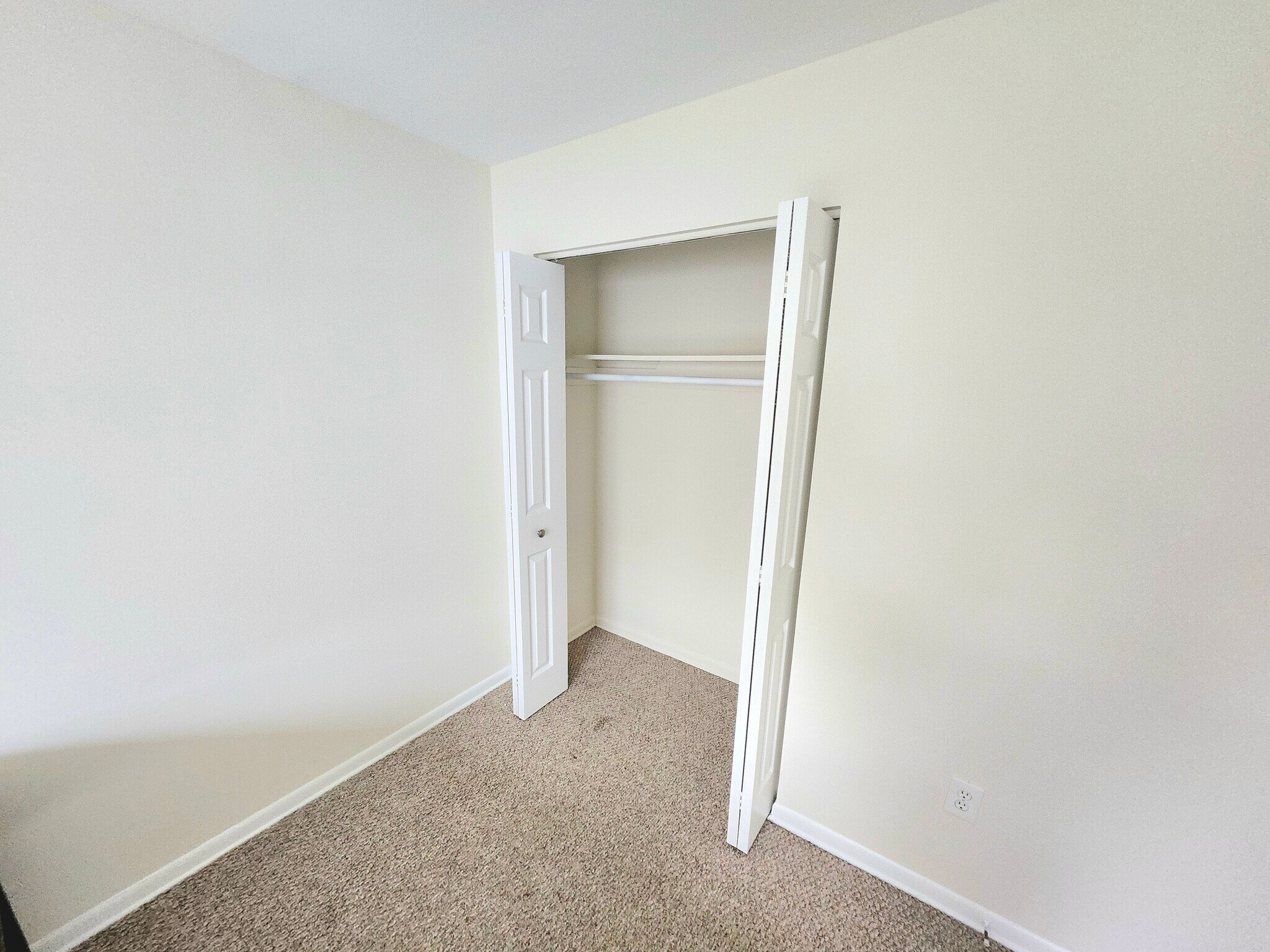 Bedroom 2 - 2189 Ridgemont Rd