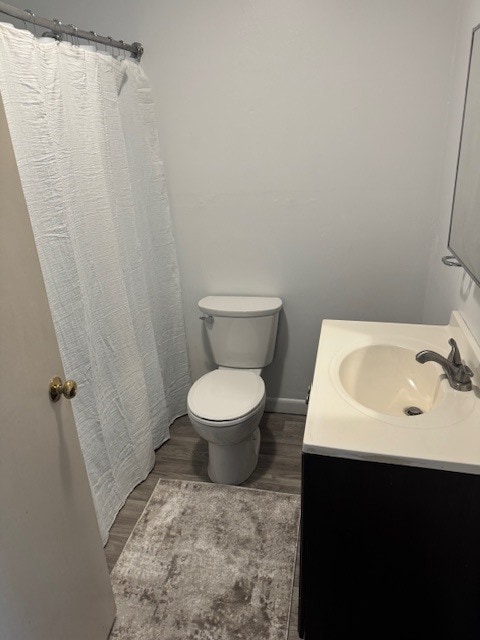 Bathroom - 8 Saint Lawrence St