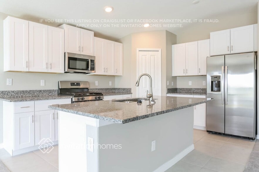 Building Photo - 3805 86th St E
