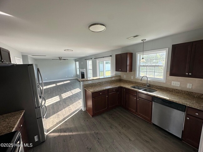 Building Photo - 2443 Kodiak Dr
