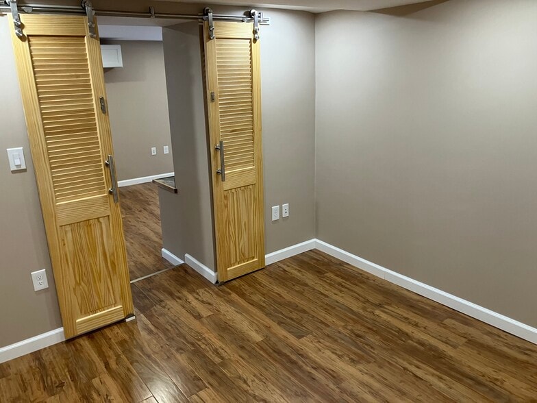 Building Photo - 51 Mount Vernon St