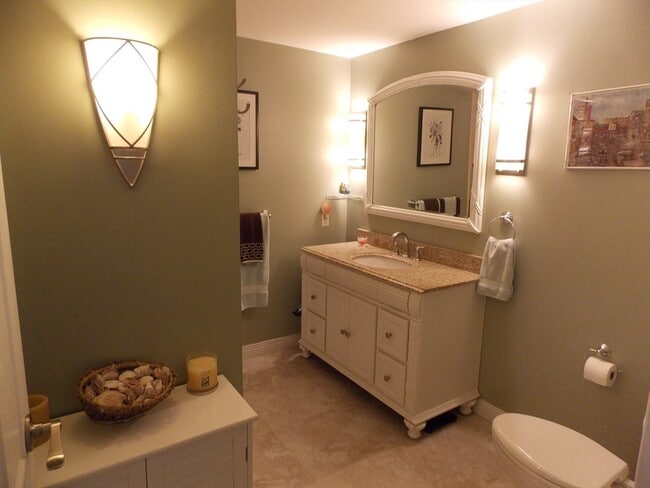 Building Photo - 154 Lynnway