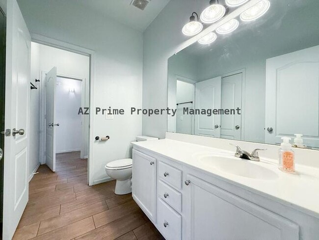 Building Photo - 6919 S 37th Glen