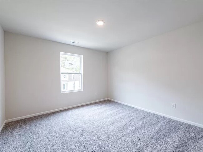 Building Photo - 1032 Umstead Grove Way