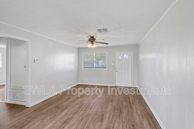 Building Photo - 732 Murbelle Rd