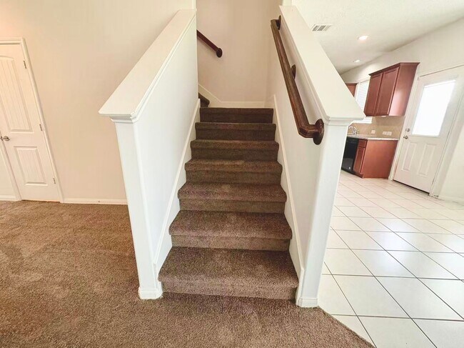 Building Photo - Water-deck 4 beds rental home in Missouri ...