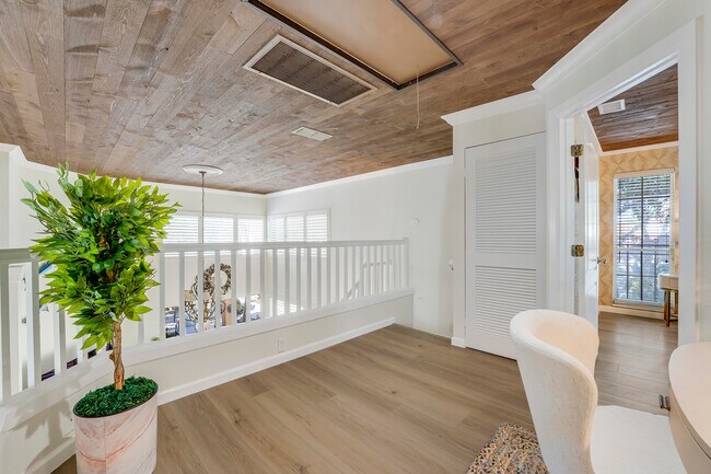 Building Photo - 26 Vía Aurelia