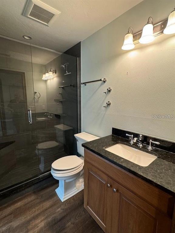 Building Photo - 5033 Vivienda Way