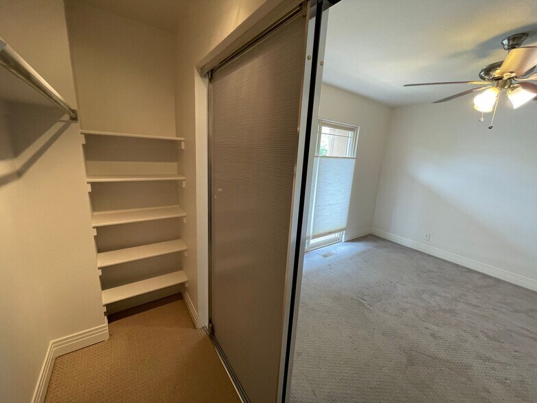 Building Photo - 4800 Osage Dr