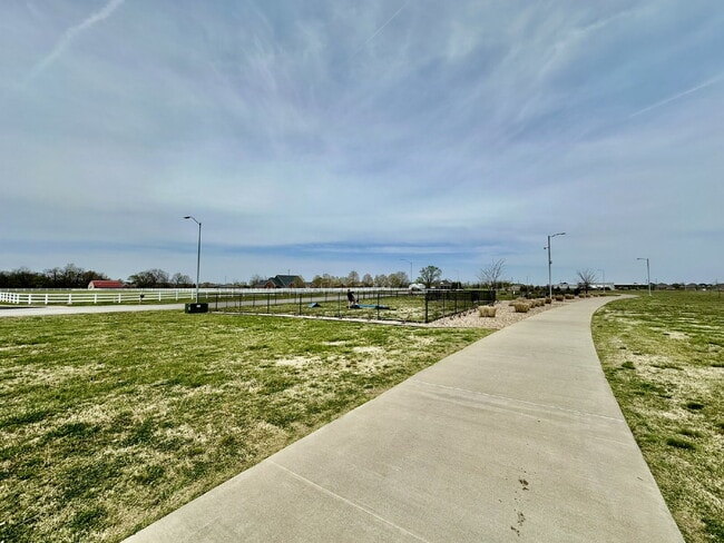 Building Photo - 6747 Winterwood Ave