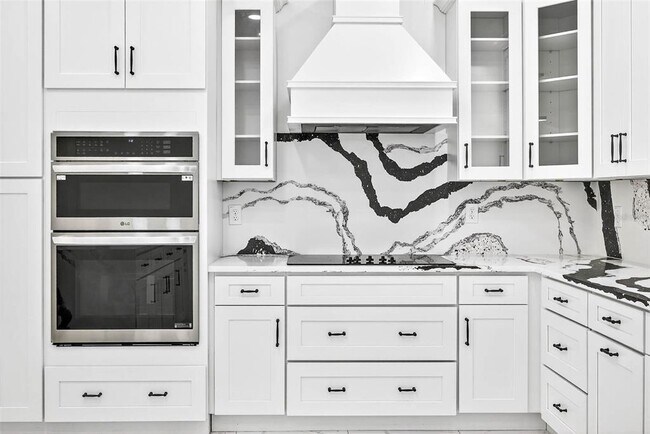 Building Photo - 216 N Glen Arven Ave