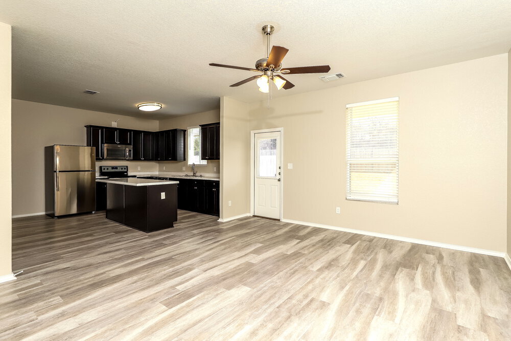 Building Photo - 10210 Castello Cyn