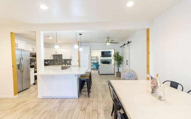 Building Photo - 4214 N 20th St