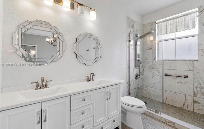 Building Photo - 7738 NW 116th Ave