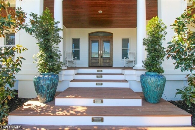 Building Photo - 2150 Marina Dr