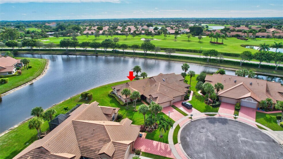 Building Photo - 8224 Cassia Dr