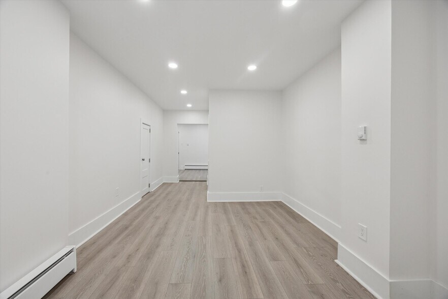 Building Photo - 3247 N Marston St