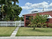 Building Photo - 1734 Fletcher St