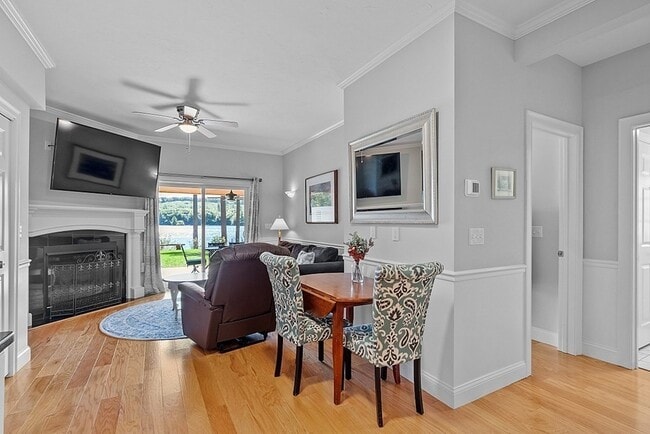 Building Photo - 164 S Ashburnham Rd