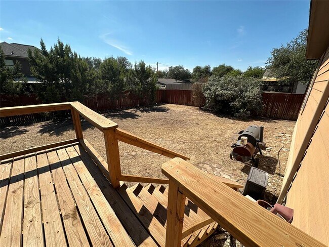 Building Photo - 15105 Cavalier Canyon Dr