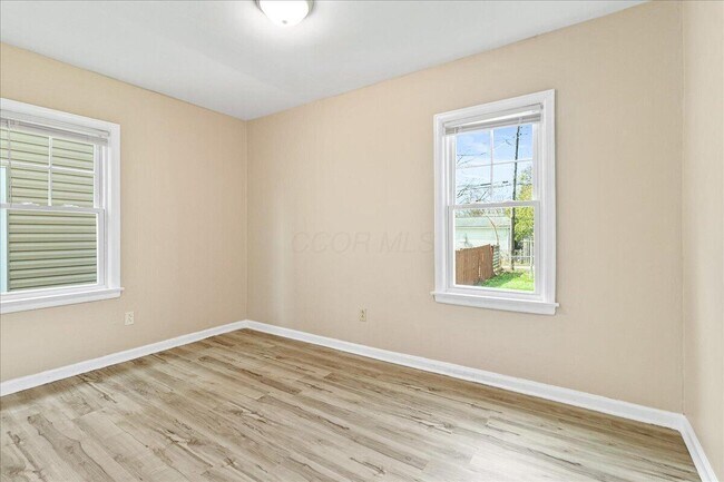 Building Photo - 2593 Osceola Ave