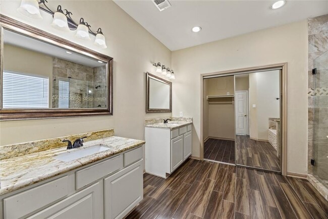 Building Photo - 203 Jewel Park Ln
